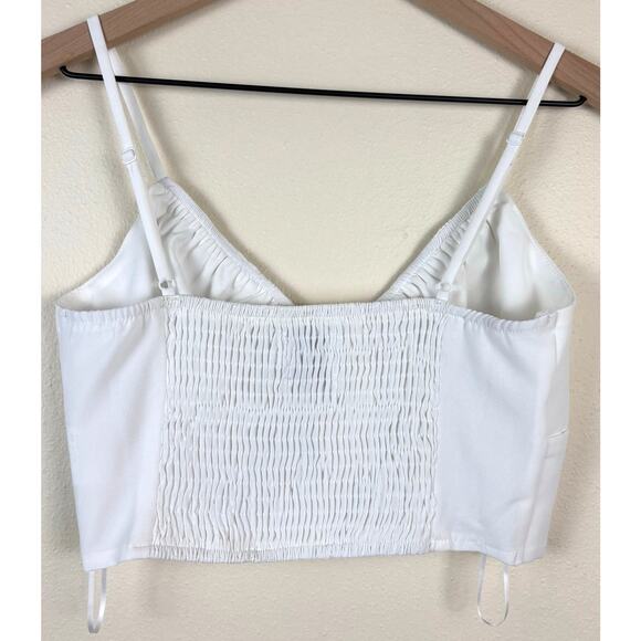 Princess Polly Velma Button Up Cropped Top Size 4 in White - Picture 7 of 8